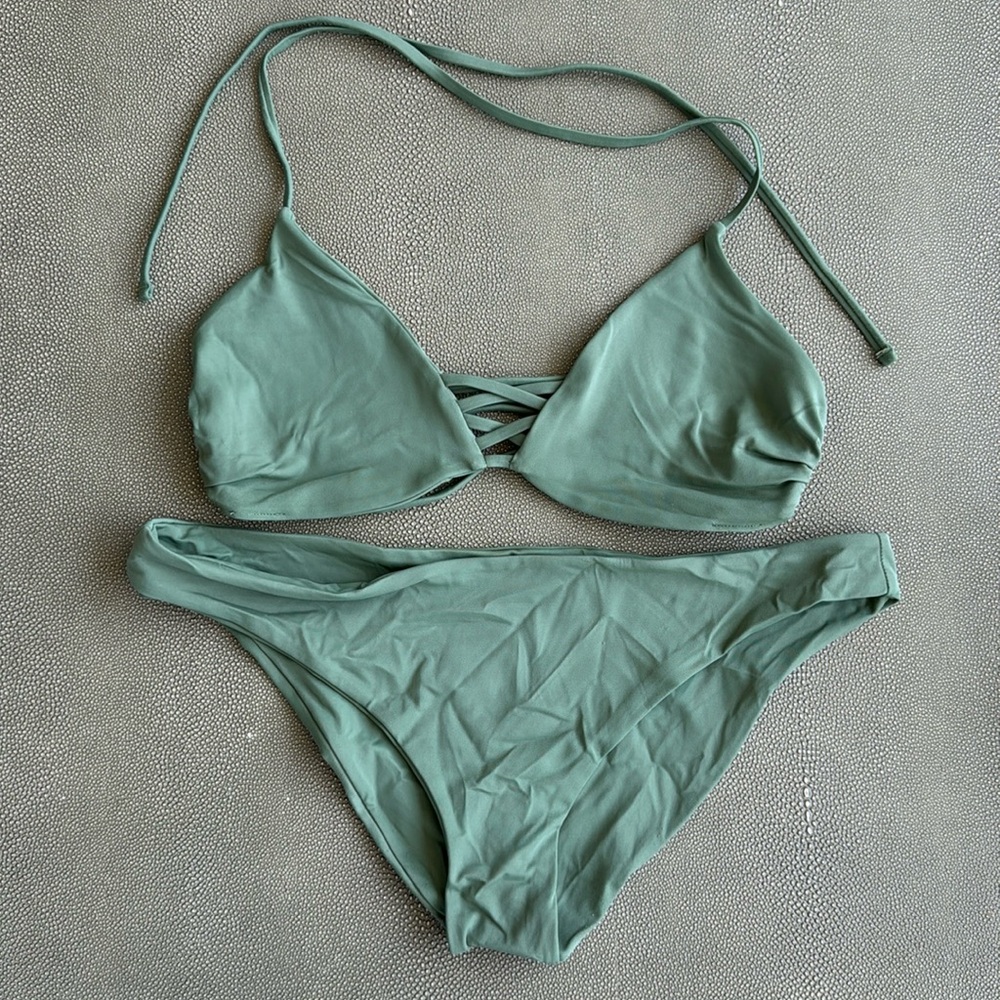 Tori Praver bikini